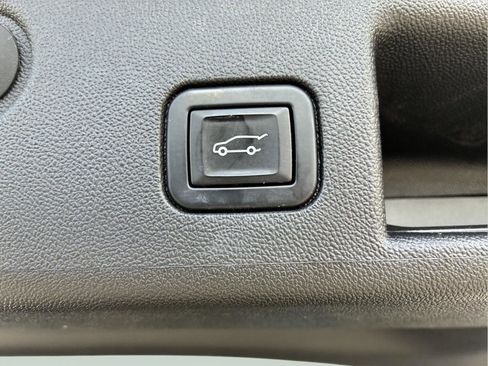 Used 2022 Chevrolet Equinox RS AWD/4WD image 11