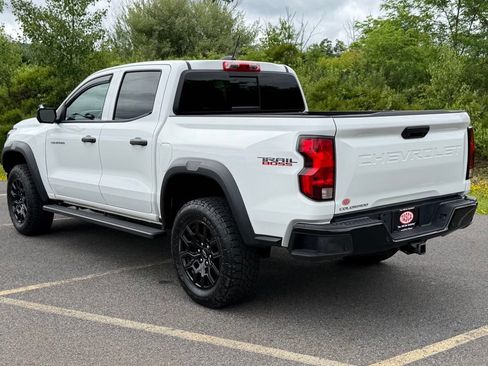 Used 2024 Chevrolet Colorado Trail Boss w/ Technology Package AWD/4WD image 29