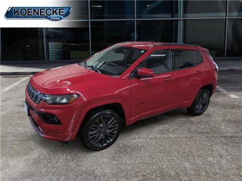 Used 2022 Jeep Compass Limited AWD/4WD image 1