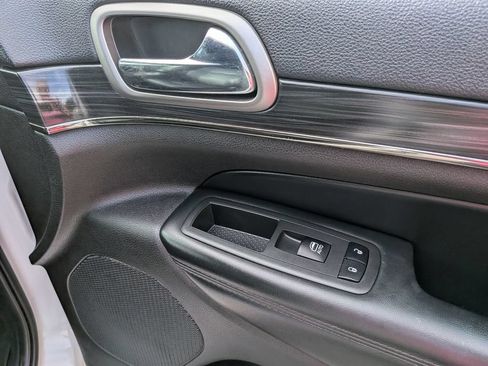 Used 2019 Jeep Grand Cherokee Limited X AWD/4WD image 29