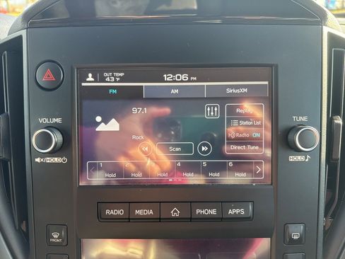 Certified 2024 Subaru Impreza 2.0i image 37