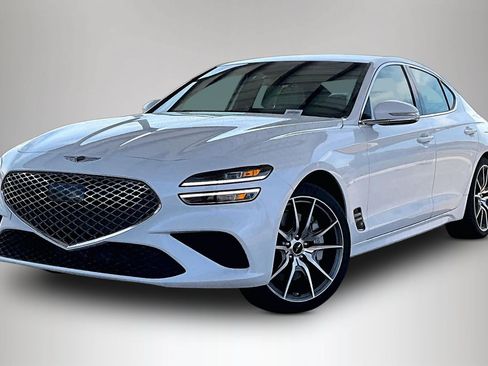 Used 2025 Genesis G70 2.5T AWD/4WD image 3