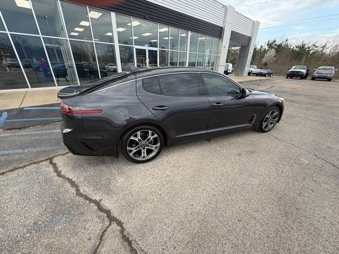Used 2021 Kia Stinger GT-Line image 5