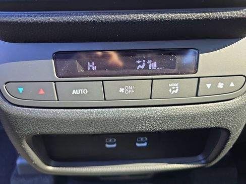 New 2026 Honda Pilot Touring image 27