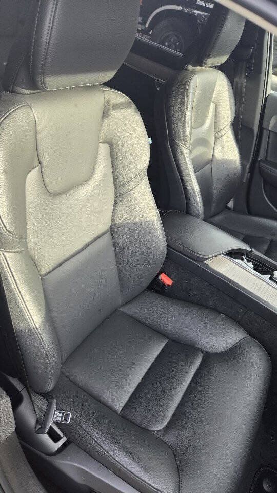 Used 2023 Volvo S90 B6 Plus AWD/4WD image 15
