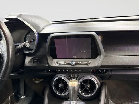 Used 2017 Chevrolet Camaro SS RWD image 14