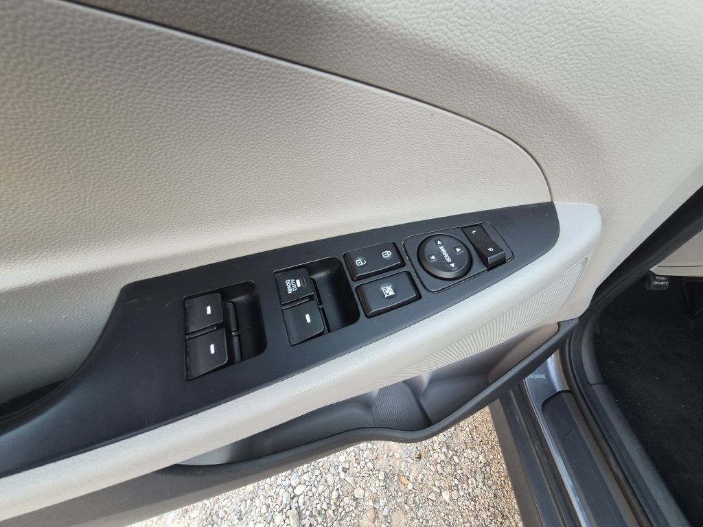 Used 2018 Hyundai Tucson SE FWD image 15