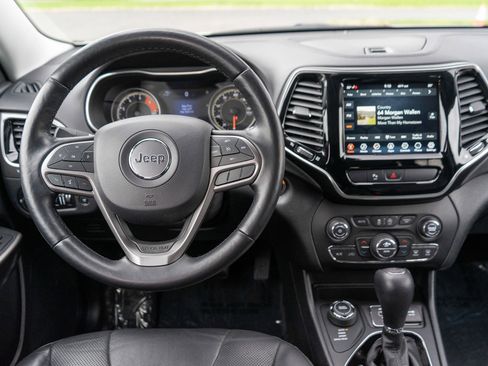 Used 2020 Jeep Cherokee Limited AWD/4WD image 13
