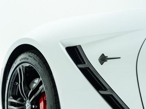 Used 2016 Chevrolet Corvette Stingray Coupe w/ 2LT Preferred Equipment Group RWD image 21