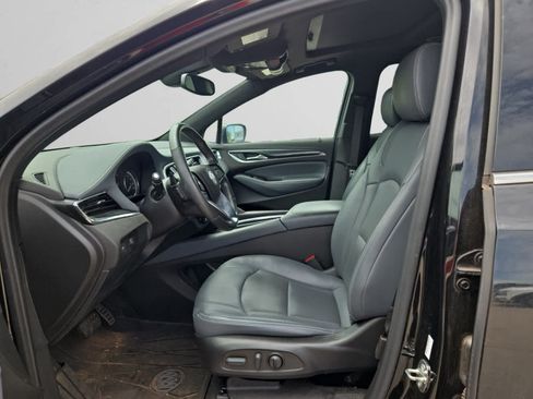 Used 2023 Buick Enclave Essence w/ Experience Buick Package FWD image 8