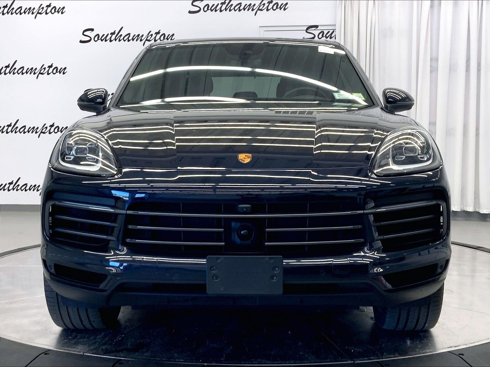 Certified 2023 Porsche Cayenne Platinum Edition AWD/4WD image 10