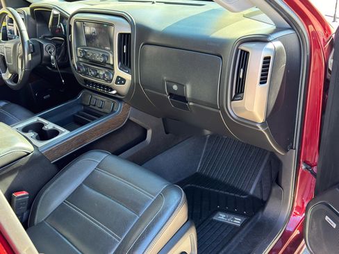Used 2017 GMC Sierra 1500 Denali AWD/4WD image 43