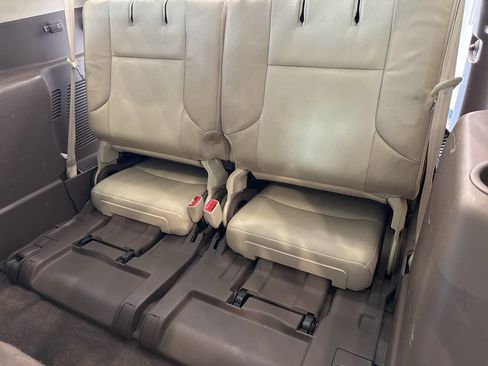 Used 2015 Lexus GX 460 w/ Premium Package image 33