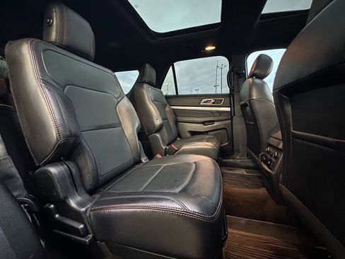 Used 2017 Ford Explorer Sport w/ Equipment Group 401A image 28