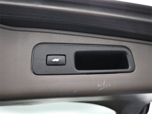 Used 2016 Honda Odyssey EX-L image 40