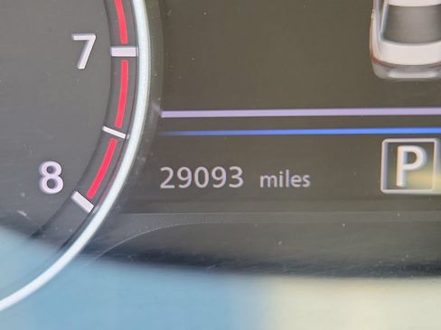 Certified 2025 Nissan Sentra SV FWD image 21