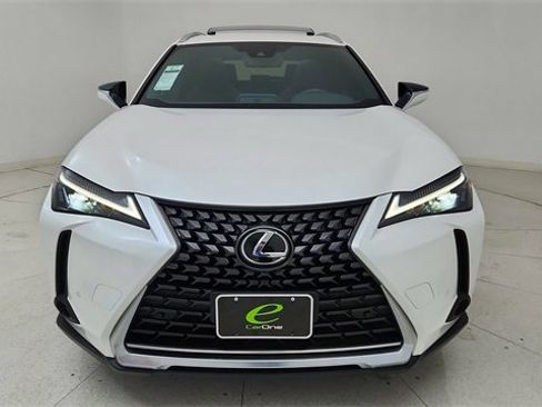 Used 2024 Lexus UX 250h FWD image 13