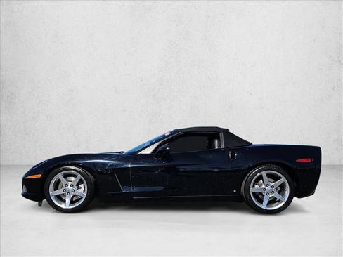 Used 2006 Chevrolet Corvette Convertible w/ Preferred Equipment Group image 9