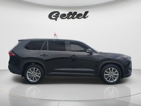 Used 2024 Toyota Grand Highlander AWD image 4