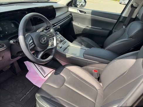 Used 2024 Hyundai Palisade SEL FWD image 16