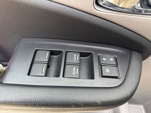 Used 2019 Honda Pilot LX image 15