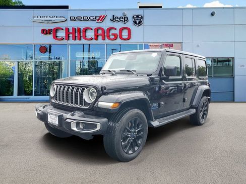 Certified 2025 Jeep Wrangler Unlimited Sahara AWD/4WD image 2