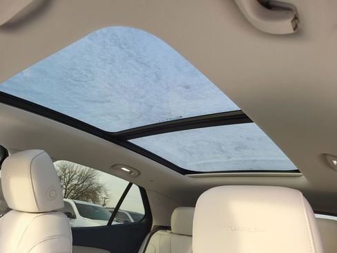 New 2026 Buick Envision Avenir image 8