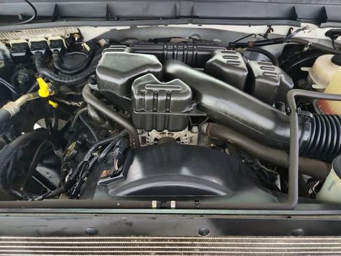 Used 2014 Ford F250 XL w/ Power Equipment Group AWD/4WD image 26