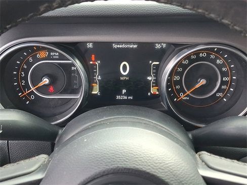 Used 2023 Jeep Wrangler Sport S image 21