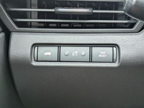 Used 2024 Nissan Altima 2.5 SR w/ SR Premium Package FWD image 22