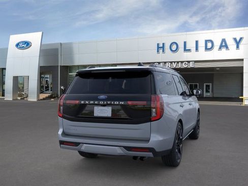 New 2026 Ford Expedition Platinum w/ Platinum Ultimate Package AWD/4WD image 8