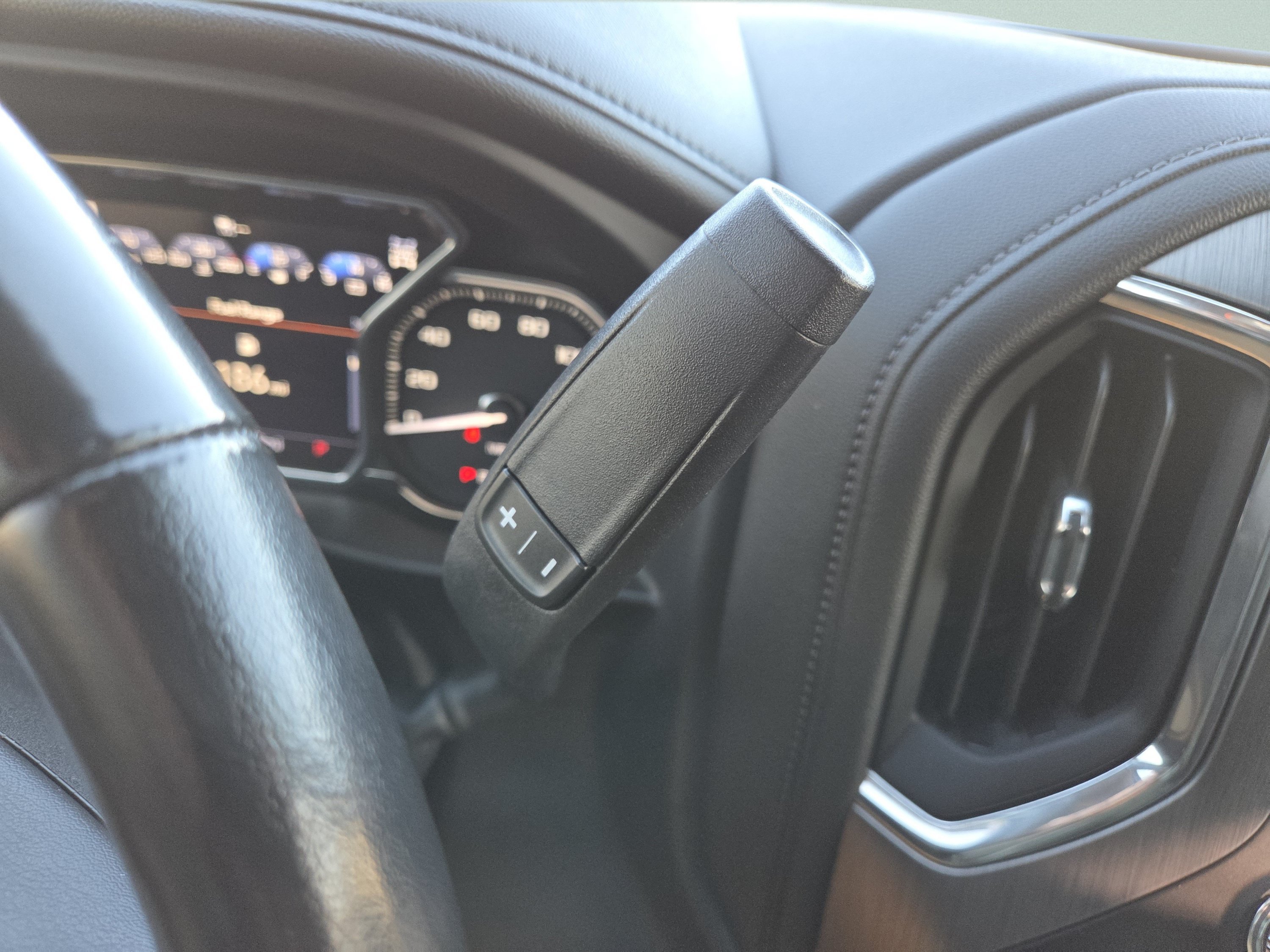 Used 2020 GMC Sierra 1500 Denali w/ Denali Ultimate Package AWD/4WD image 43