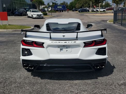 Used 2023 Chevrolet Corvette Stingray Coupe w/ 1LT RWD image 5
