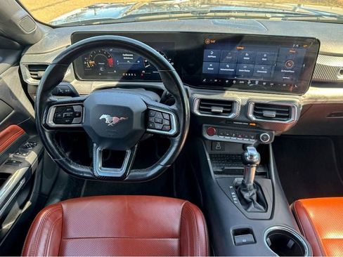 Used 2024 Ford Mustang Premium image 20