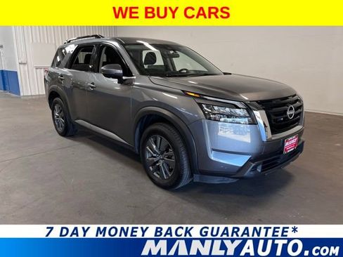 Used 2024 Nissan Pathfinder SV FWD image 1