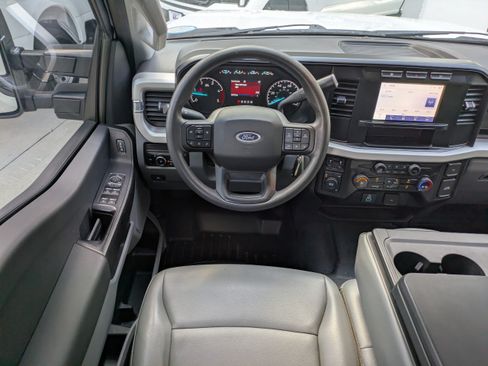 Used 2024 Ford F350 XL w/ XL Chrome Package AWD/4WD image 17