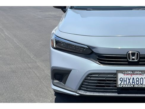 Used 2023 Honda Civic Sport image 18
