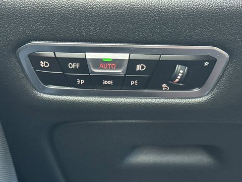 Used 2019 BMW X5 xDrive40i w/ M Sport Package AWD/4WD image 32