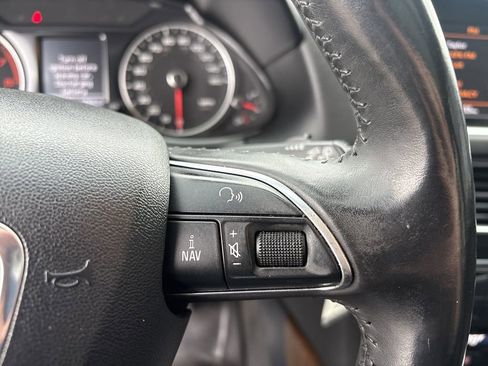 Used 2013 Audi Q5 2.0T Premium image 15