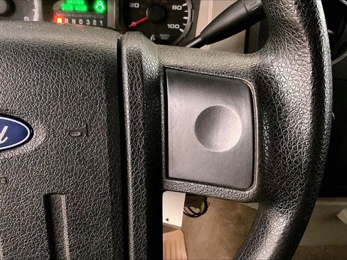 Used 2009 Ford F350 XL image 18