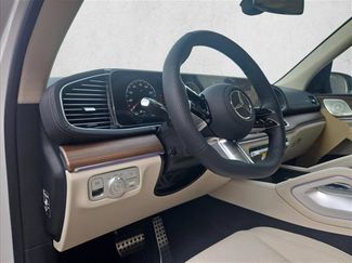 New 2026 Mercedes-Benz GLS 450 4MATIC video 3