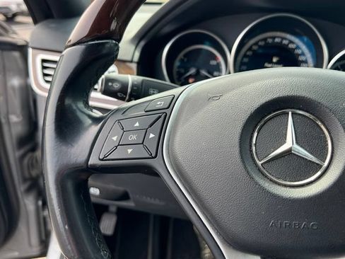 Used 2014 Mercedes-Benz E 350 4MATIC Sedan image 20