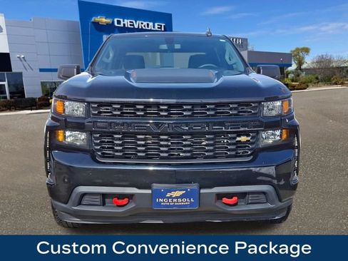 Used 2020 Chevrolet Silverado 1500 Custom w/ Custom Value Package image 3