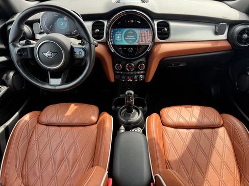 Certified 2024 MINI Cooper S w/ Signature Upholstery Package FWD image 18