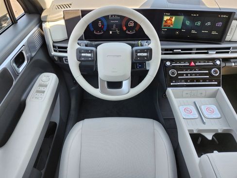 New 2026 Hyundai Santa Fe SE AWD/4WD image 13