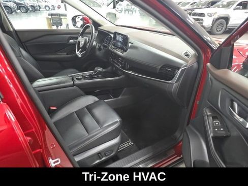 Used 2023 Nissan Rogue SL w/ SL Premium Package AWD/4WD image 5