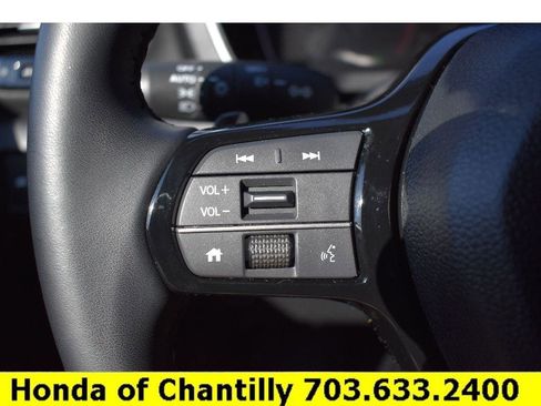 Used 2025 Honda Pilot EX-L image 12