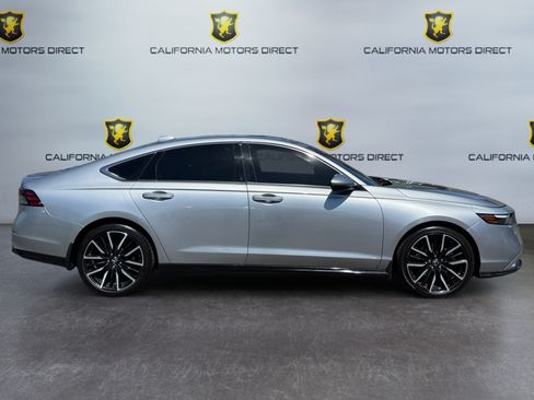 Used 2023 Honda Accord Touring image 6