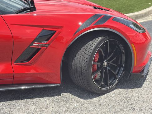 Used 2017 Chevrolet Corvette Grand Sport RWD image 5