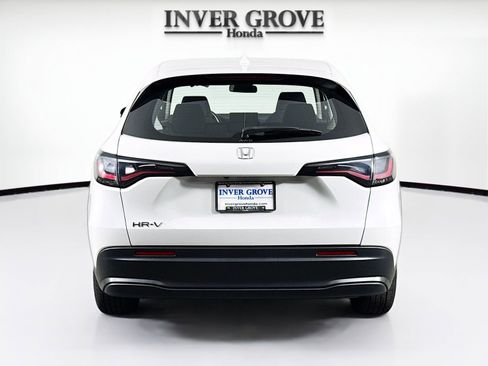Certified 2023 Honda HR-V LX image 6